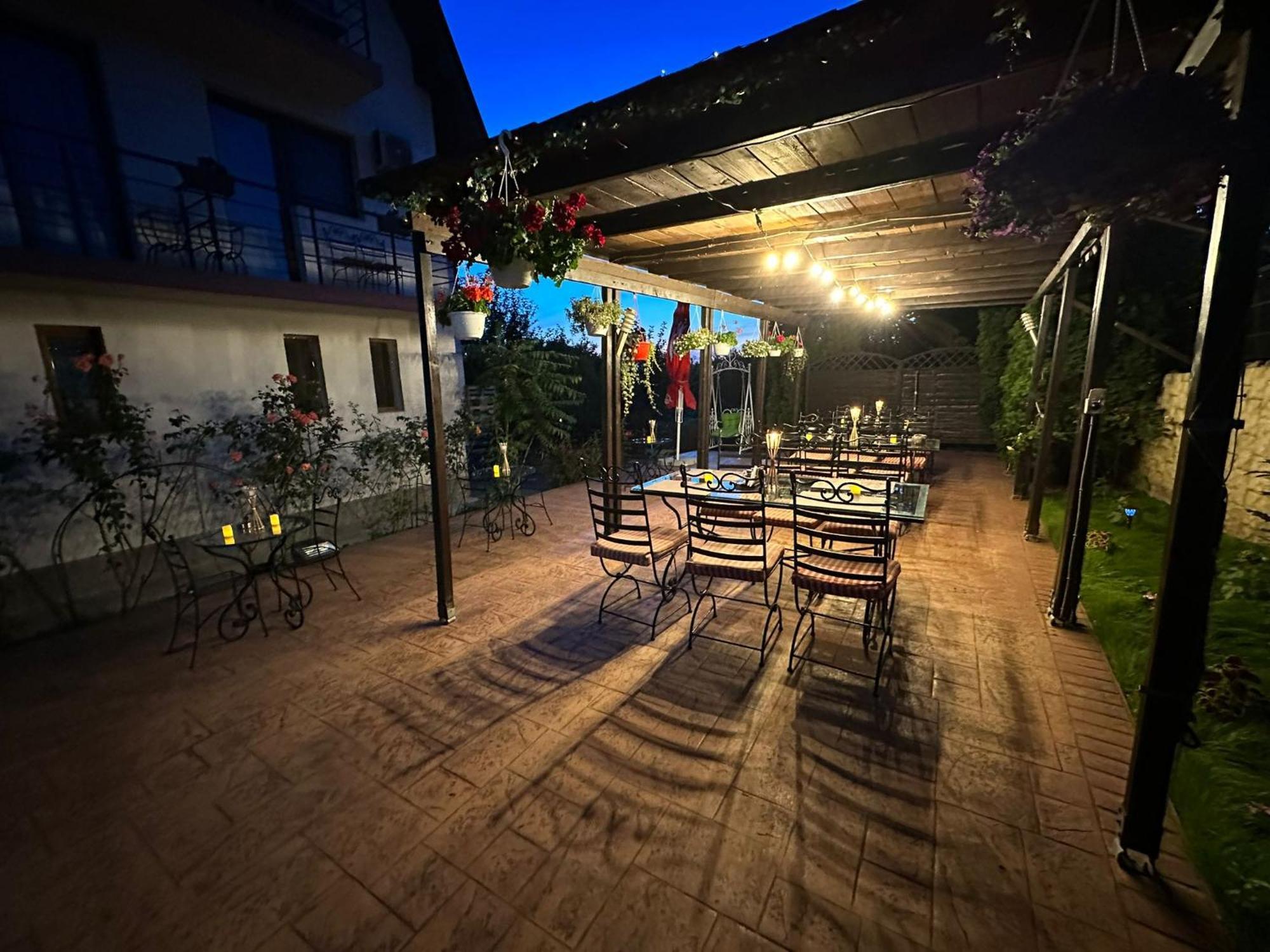 Shamrock Inn Jassy Zewnętrze zdjęcie
