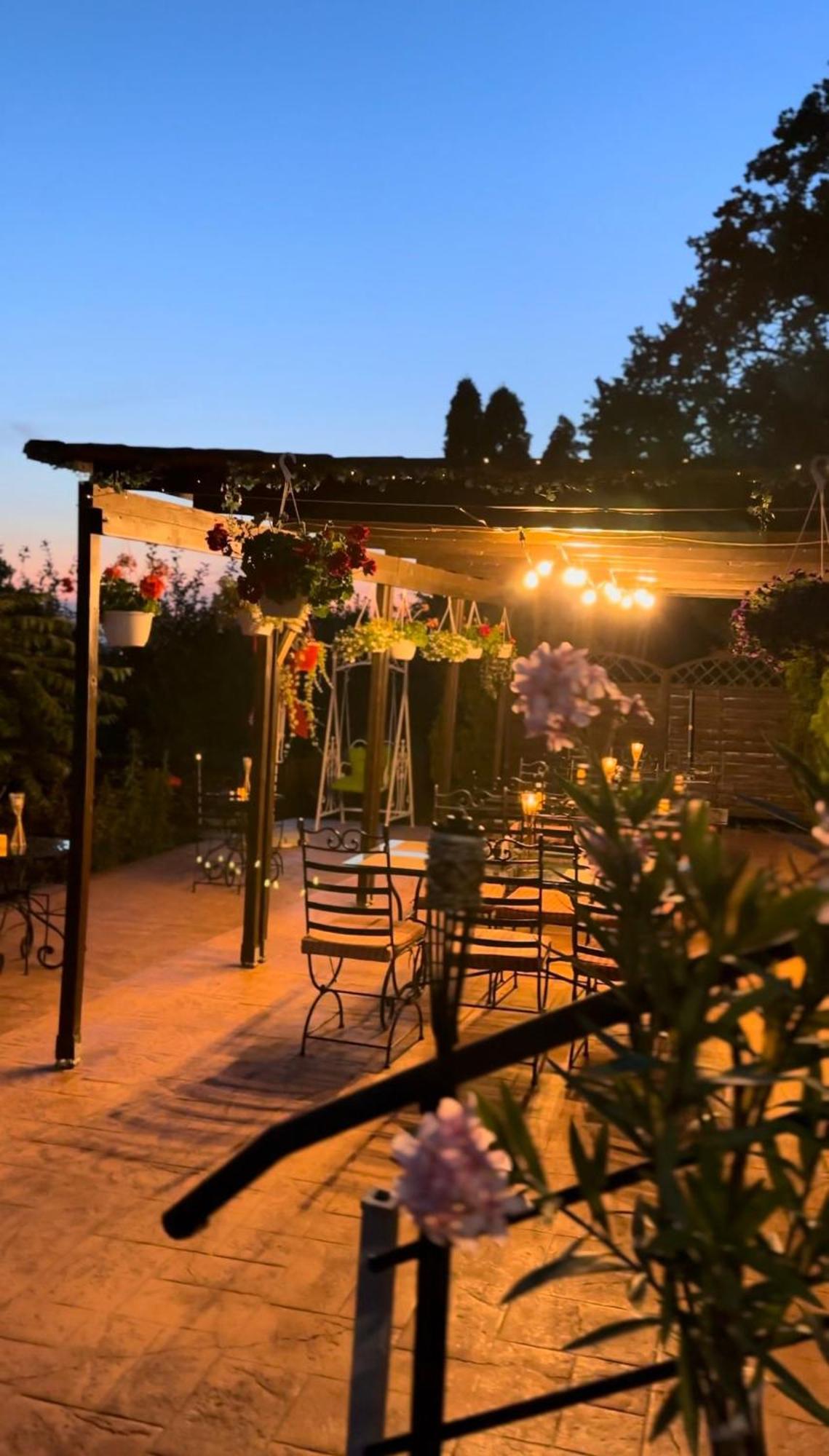 Shamrock Inn Jassy Zewnętrze zdjęcie